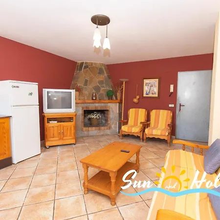 Apartamento Gil Vernet Bj-1 *